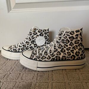 Women’s high top cheetah print converse